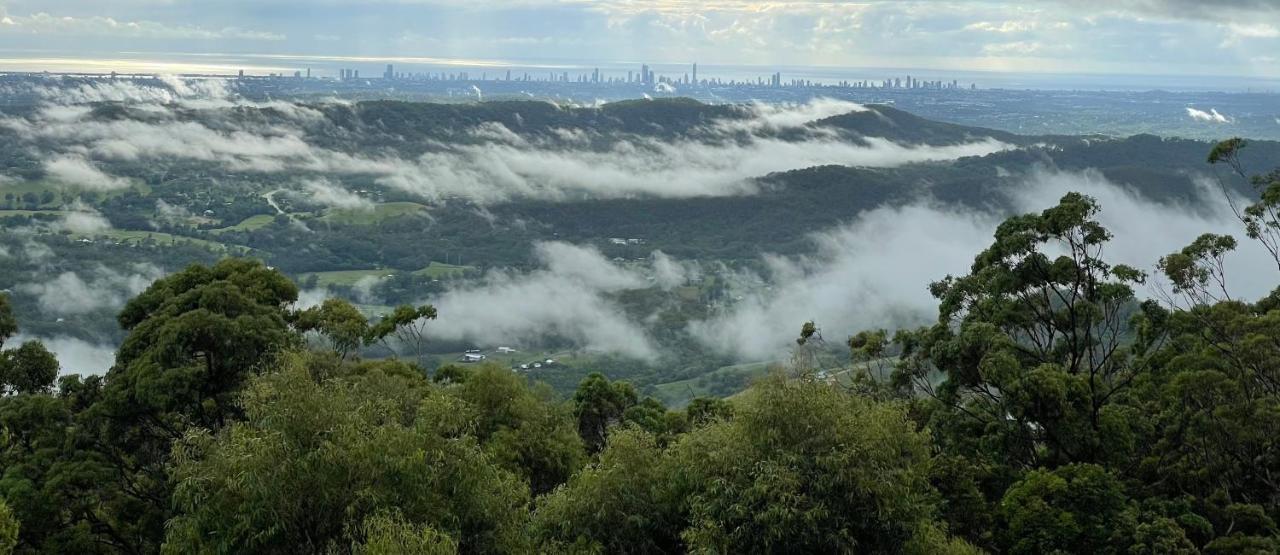 Villa Mountain Living With Ocean Views Mount Tamborine Exterior foto