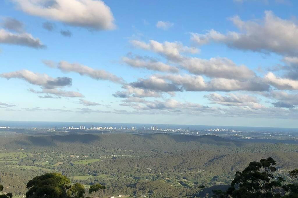 Villa Mountain Living With Ocean Views Mount Tamborine Exterior foto